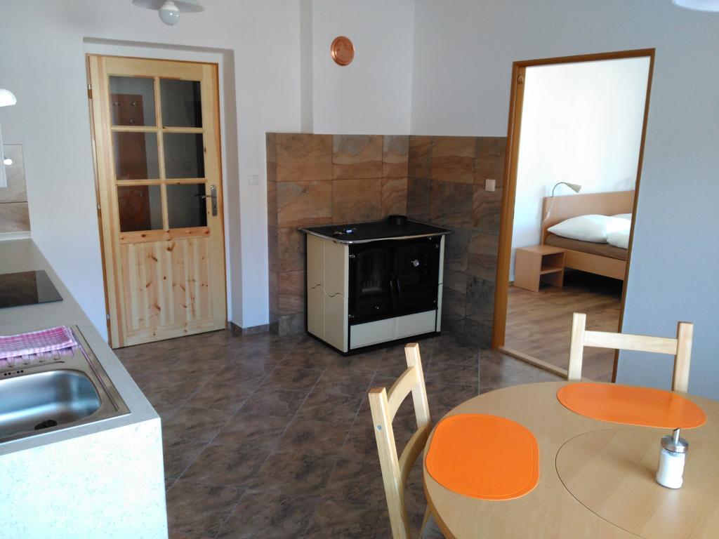 Pod Jachymem Apartment Dobra Voda (Mrakotin)