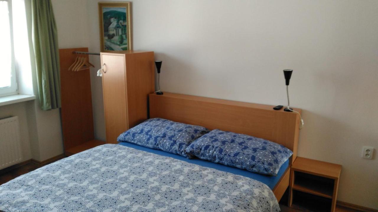 Pod Jachymem Apartment *